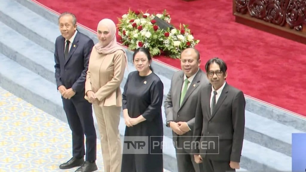 DPR Setujui Kusfiardi Sebagai Anggota Badan Supervisi OJK
