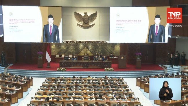 DPR Soroti Penerimaan Negara 2025 dalam Rapat Paripurna