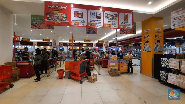 Diskon Menarik Set Gelas dan Piring Mewah di Transmart
