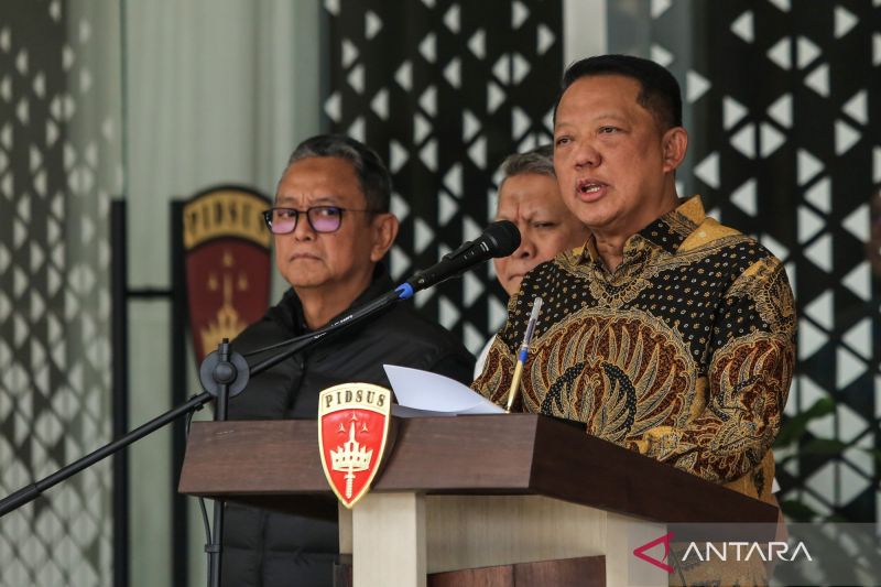 Dua Tersangka Kasus Tata Kelola Batu Bara Ditangkap