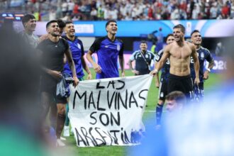 FIFA Selidiki Insiden Spanduk Malvinas Usai Semifinal Argentina