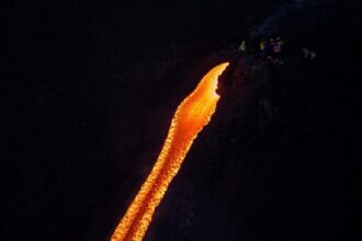 Gunung Etna, Gunung Berapi Terbesar di Eropa, Meletus