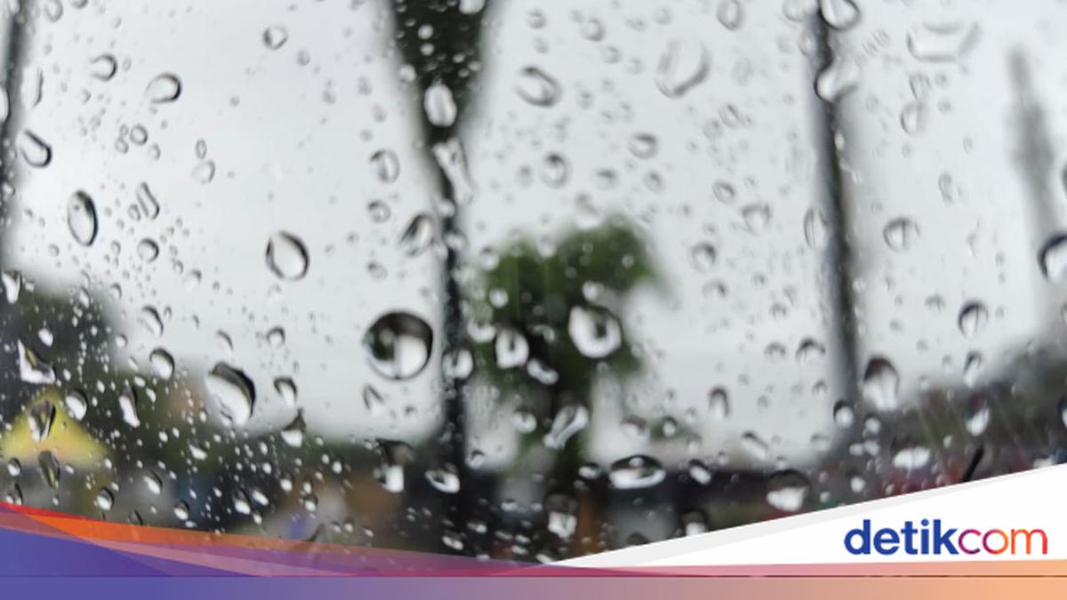 Hujan Deras Kembali Mengguyur Bogor Setelah Lama Kering