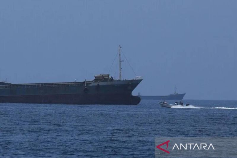 Iran Menutup Selat Hormuz Tanpa Batas Waktu