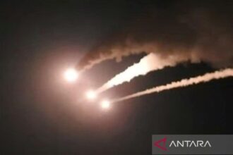 Iran Serang Fasilitas Militer AS di Oman, Suriah, dan Yordania