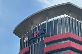 KPK Tangkap Tujuh Orang dalam OTT Bupati Lombok Barat