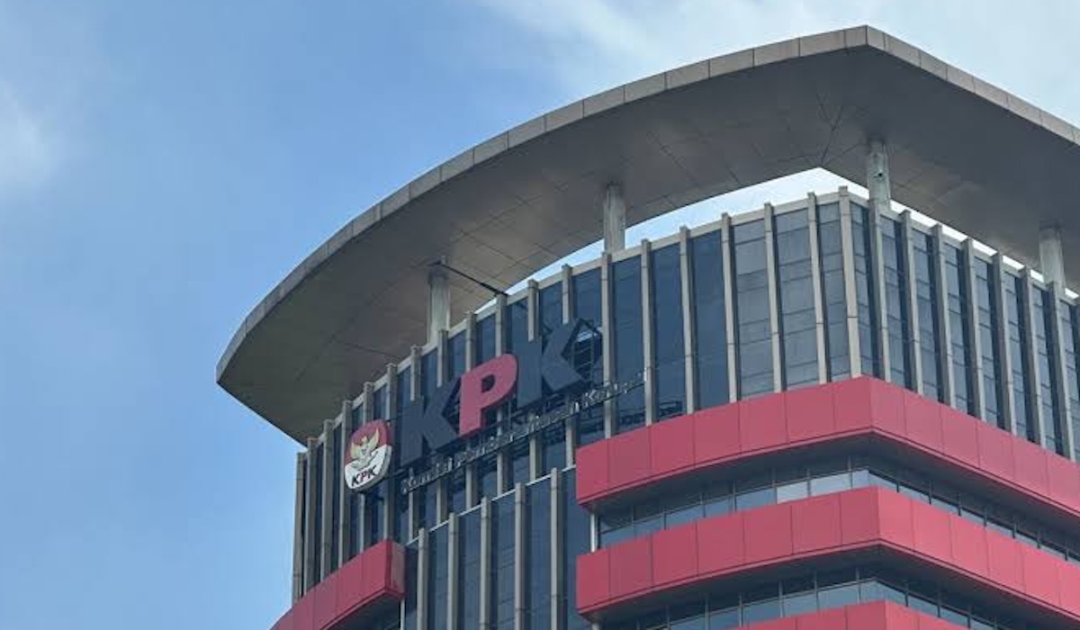 KPK Tangkap Tujuh Orang dalam OTT Bupati Lombok Barat