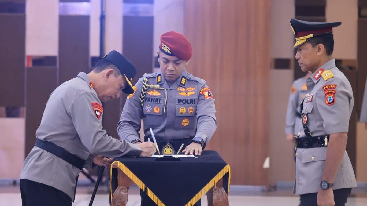 Kapolri Jenderal Sigit Rombak Posisi Enam Kapolda
