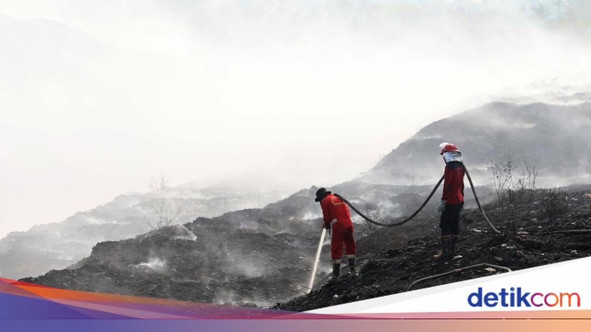 Kebakaran TPA Jatiwaringin Memasuki Hari Ke-9, Upaya Pemadaman Terus Ditingkatkan