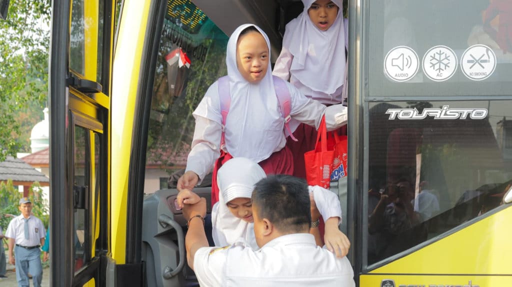 Manfaat Layanan Bus Sekolah Gratis bagi Siswa Disabilitas di Tangsel