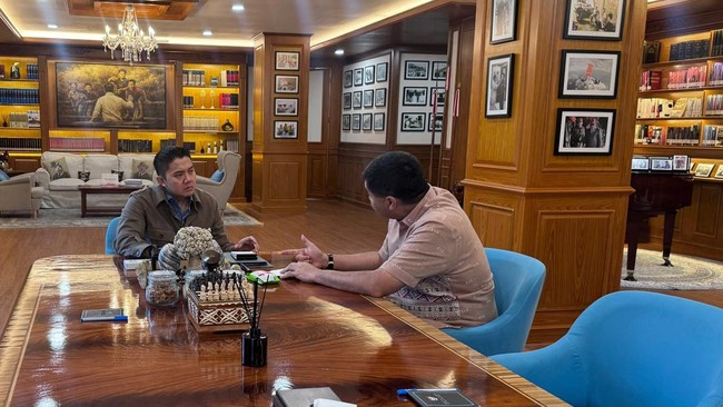 Menteri Maruarar Bahas Target Renovasi 400 Ribu Rumah Bersama Seskab
