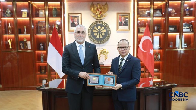 Menteri P2MI dan Menaker Turki Tegaskan Kerja Sama Ketenagakerjaan