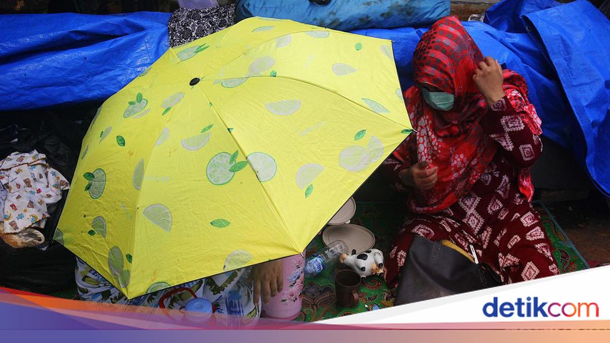 Pengungsi WNA Kembali Berkemah di Trotoar UNHCR Jakarta