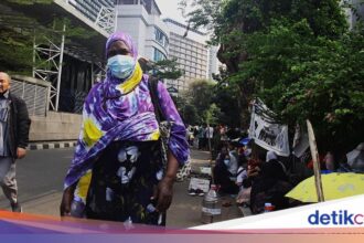 Pengungsi WNA di Trotoar Kantor UNHCR Jaksel Ditertibkan dan Akan Direlokasi
