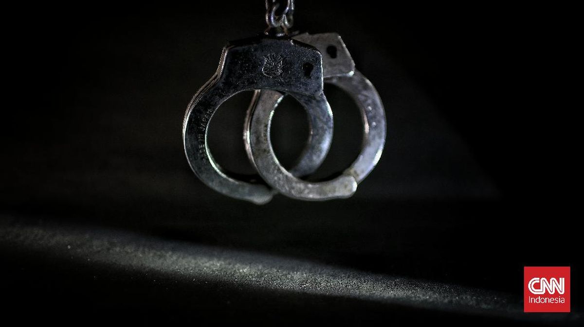 Polisi Ciduk Dua Pencuri Kabel Senilai Rp143 Juta di Cikarang