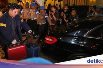 Polisi Geledah 12 Lokasi Terkait Kasus Korupsi di Jakarta
