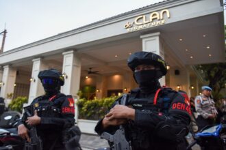 Polri Sita Uang Rp67,2 Miliar dari Penggeledahan Kafe dan Money Changer