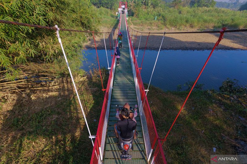 Proyek Infrastruktur, Konflik Perang, dan Energi Bersih: Rangkuman Berita Nasional 25 Juli 2026