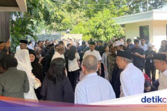 Rachmat Gobel Akan Dimakamkan di TMP Kalibata Setelah Salat Jumat
