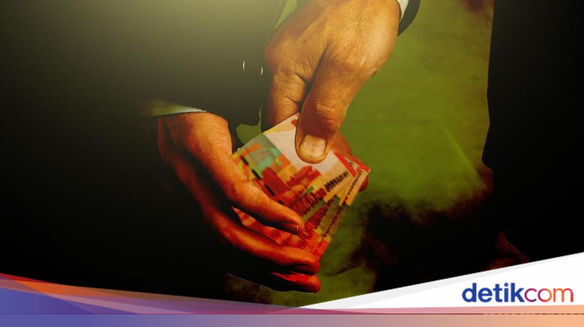Sopir Angkutan Diperas Modus Tiket Parkir di Tanah Abang