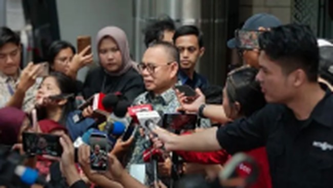 Sudirman Said Jelaskan Usai Diperiksa Kejagung dalam Kasus Minyak