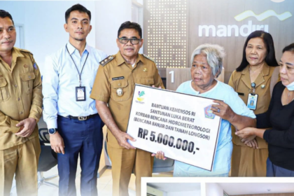 Ahli Waris Korban Bencana Alam di Sitaro Terima Bantuan dari Kemensos