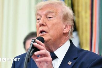 Trump Meminta FIFA Tinjau Kembali Larangan Satu Pertandingan Balogun