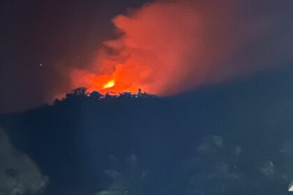 Letusan Eksplosif Kecil Terjadi di Kawah II Gunung Karangetang.