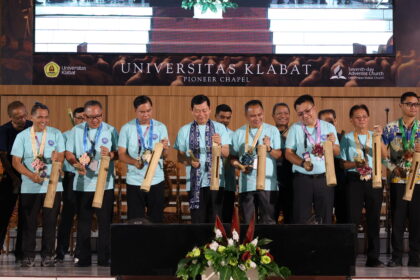 Victor Mailangkay buka ‘Reach 26 Sabbath School Alive’ di UNKLAB, ajak pemimpin gereja jadi teladan
