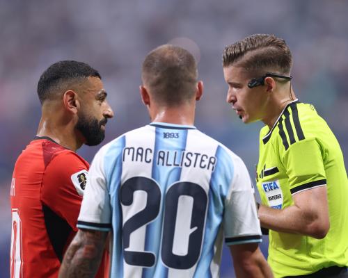 Asosiasi Sepak Bola Mesir Pertanyakan Keadilan Kekalahan dari Argentina