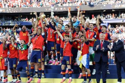 Donald Trump Menghadiri Perayaan Piala Dunia Spanyol dengan Kontroversi