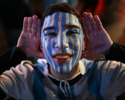 Kegembiraan Argentina Setelah Kemenangan Melawan Inggris di Semifinal