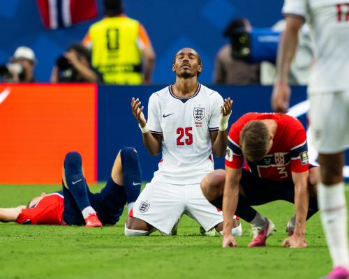 Kinerja Pertahanan Inggris Dites, Djed Spence dan John Stones Beraksi