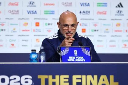 Luis de la Fuente: Spanyol Tak Akan Markah Pribadi Messi di Final Piala Dunia