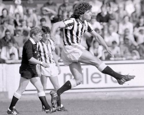 Mengenang Kevin Keegan: Legenda Sepak Bola yang Meninggal Dunia