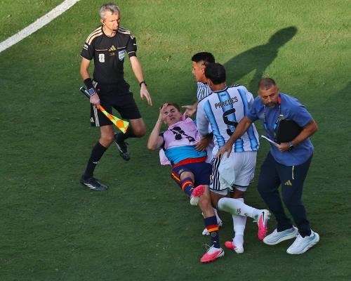 Pemain Argentina Terancam Larangan Usai Insiden Final Piala Dunia