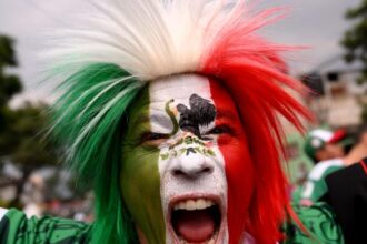Suasana Penggemar Meksiko Menjelang Pertandingan Piala Dunia Melawan Inggris