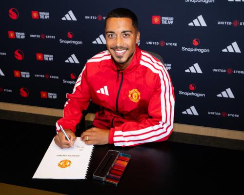 Youri Tielemans Resmi Bergabung dengan Manchester United