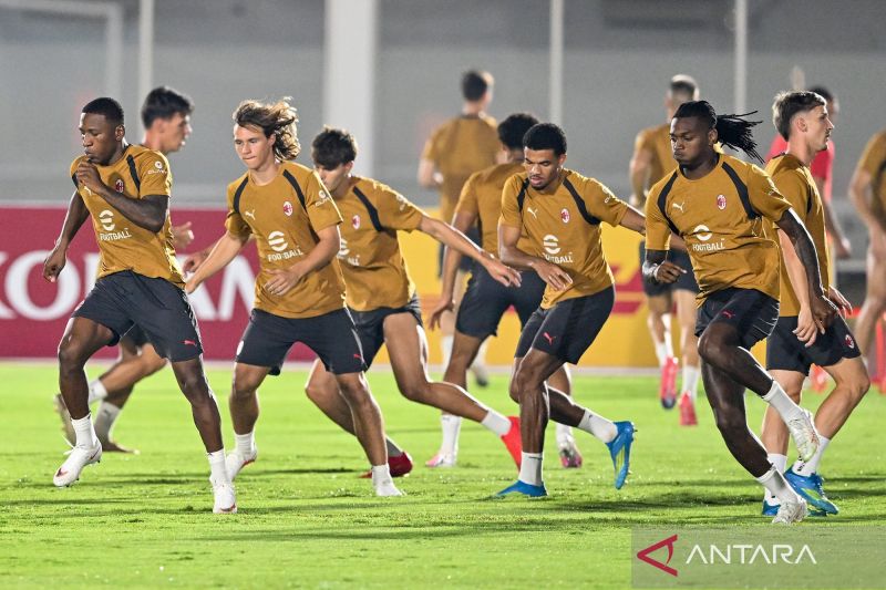 AC Milan Gelar Latihan di Senayan Jelang Laga Kontra Chelsea