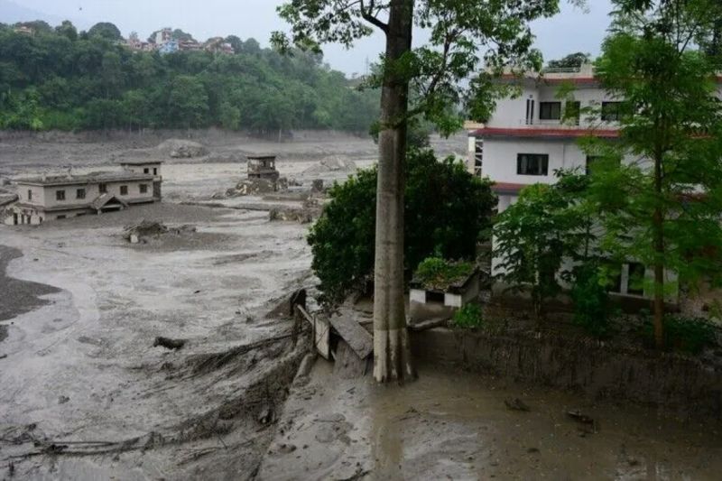 Banjir Bandang di Nepal dan China: 633 Tewas, 3.000 Hilang