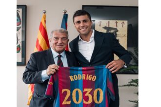 Barcelona Resmi Rekrut Rodri, Gelandang Spanyol dari Manchester City