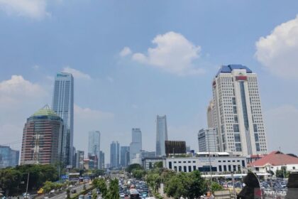 Cuaca Cerah Berawan akan Dominasi Jakarta pada Senin