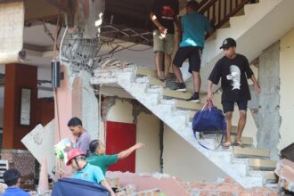 Gempa di NTT: Lima Orang Meninggal Dunia