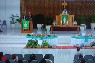 Cahaya Thanksgiving Manado memancar dari GMIM Bumorik lewat pesan Pendeta Julien
