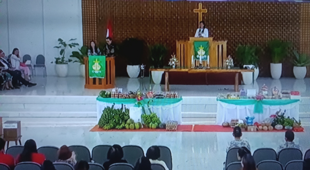Cahaya Thanksgiving Manado memancar dari GMIM Bumorik lewat pesan Pendeta Julien