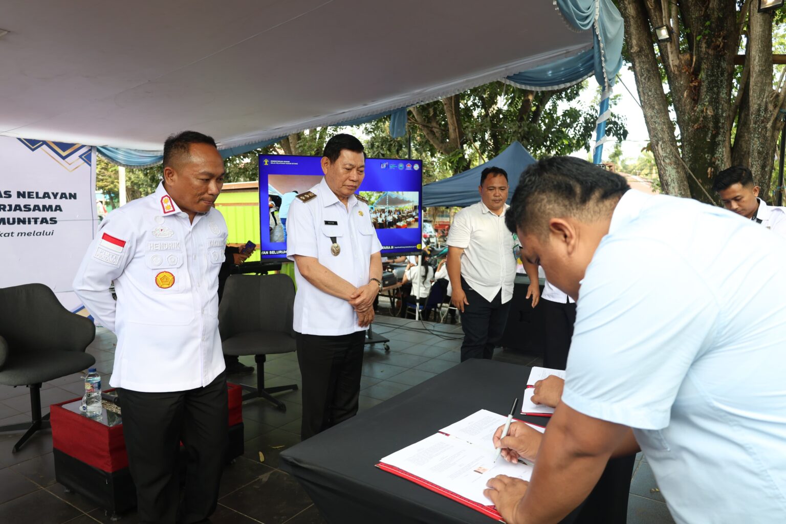 Perkuat perlindungan nelayan di Bitung, Wagub Sulut resmi luncurkan POSBATAS