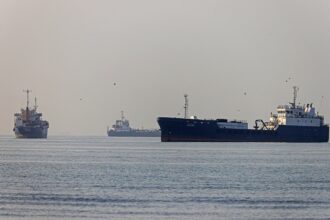 Iran dan Oman Bahas Jalur Aman di Selat Hormuz