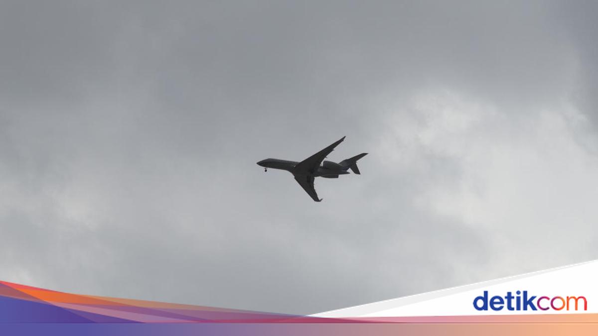 Kabut Asap Alihkan Dua Penerbangan Jakarta-Jambi