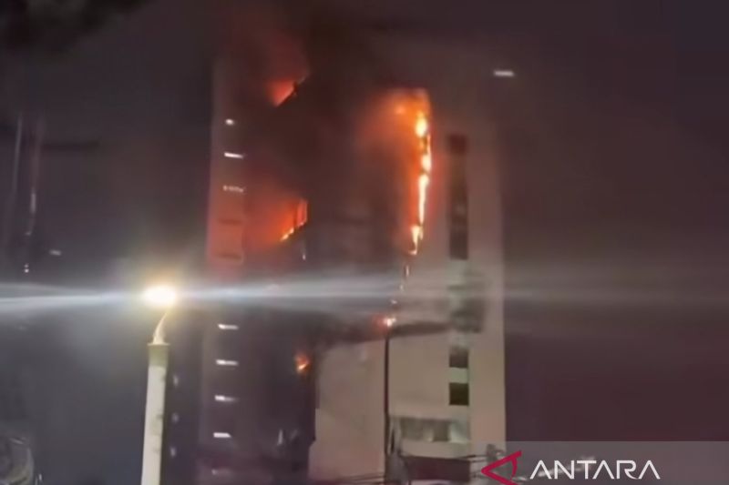 Kebakaran Hebat Melanda Gedung Bapenda DKI Jakarta