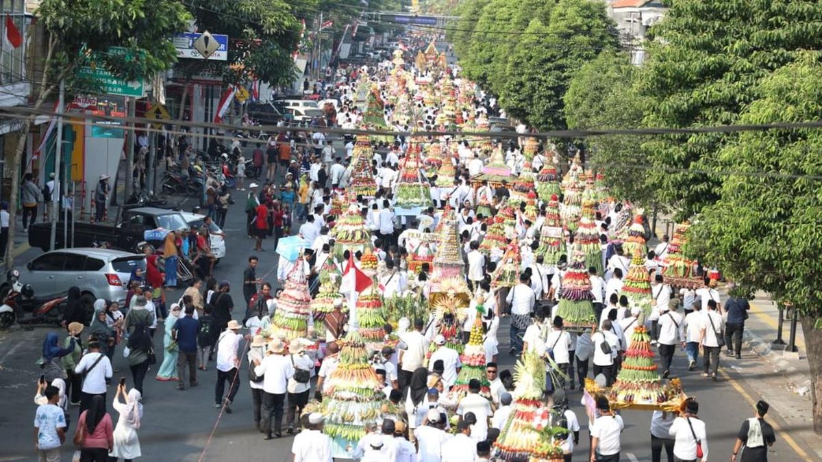 Kirab Namun Agung Jember Raih Rekor MURI